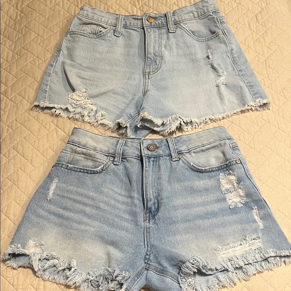 FESTIVAL SHORTS 💕🎶Bundle of 2 Distressed Denim  Sincerely Jules Universal Thread